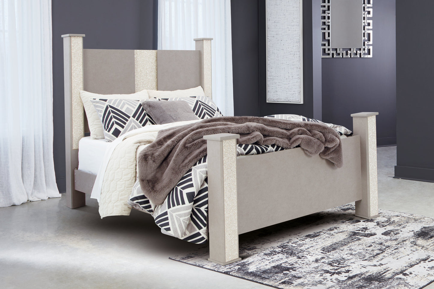 Surancha Queen Poster Bedroom Set with Dresser and Mirror