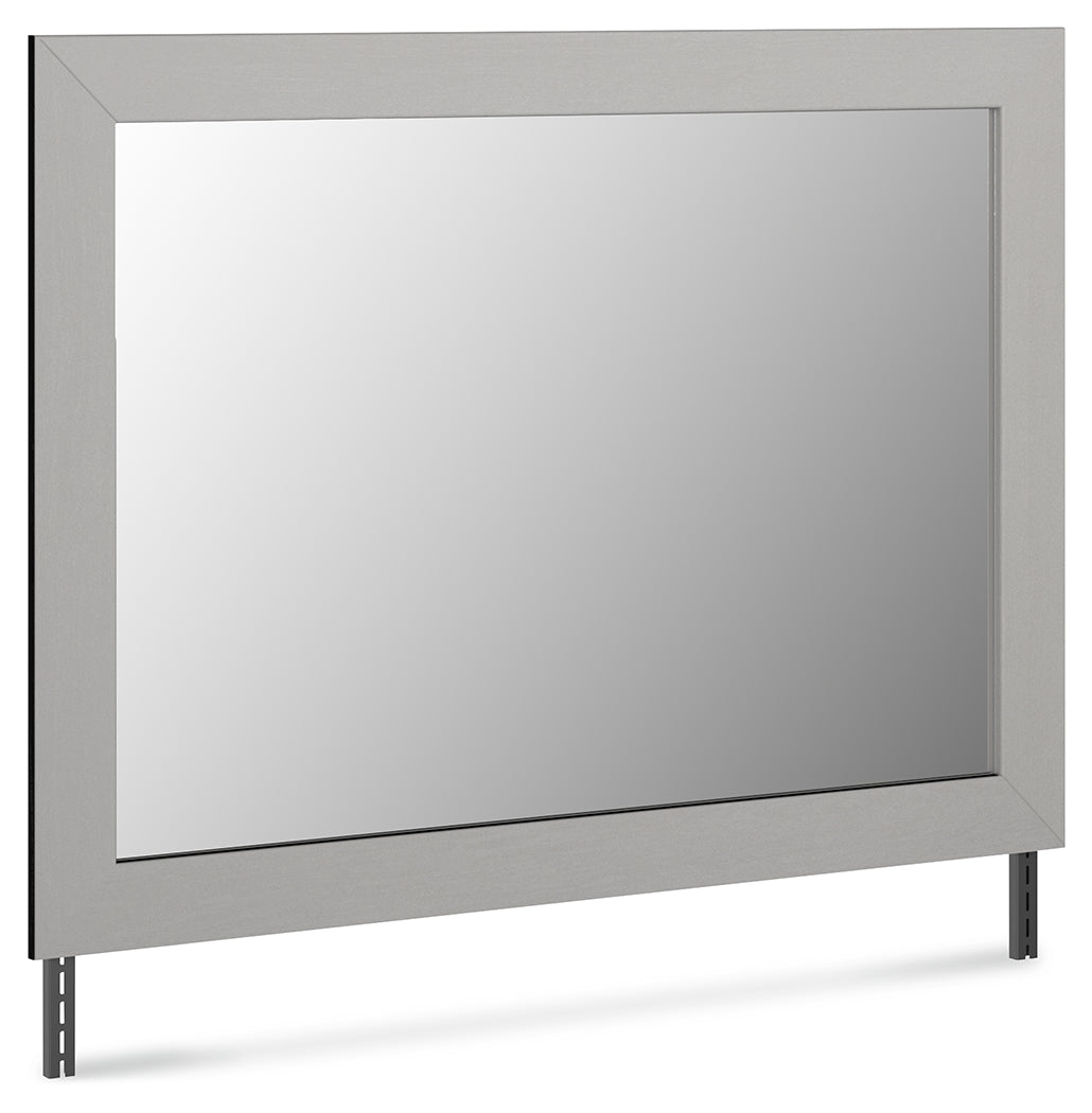 Cottonburg Light Gray/White Bedroom Mirror