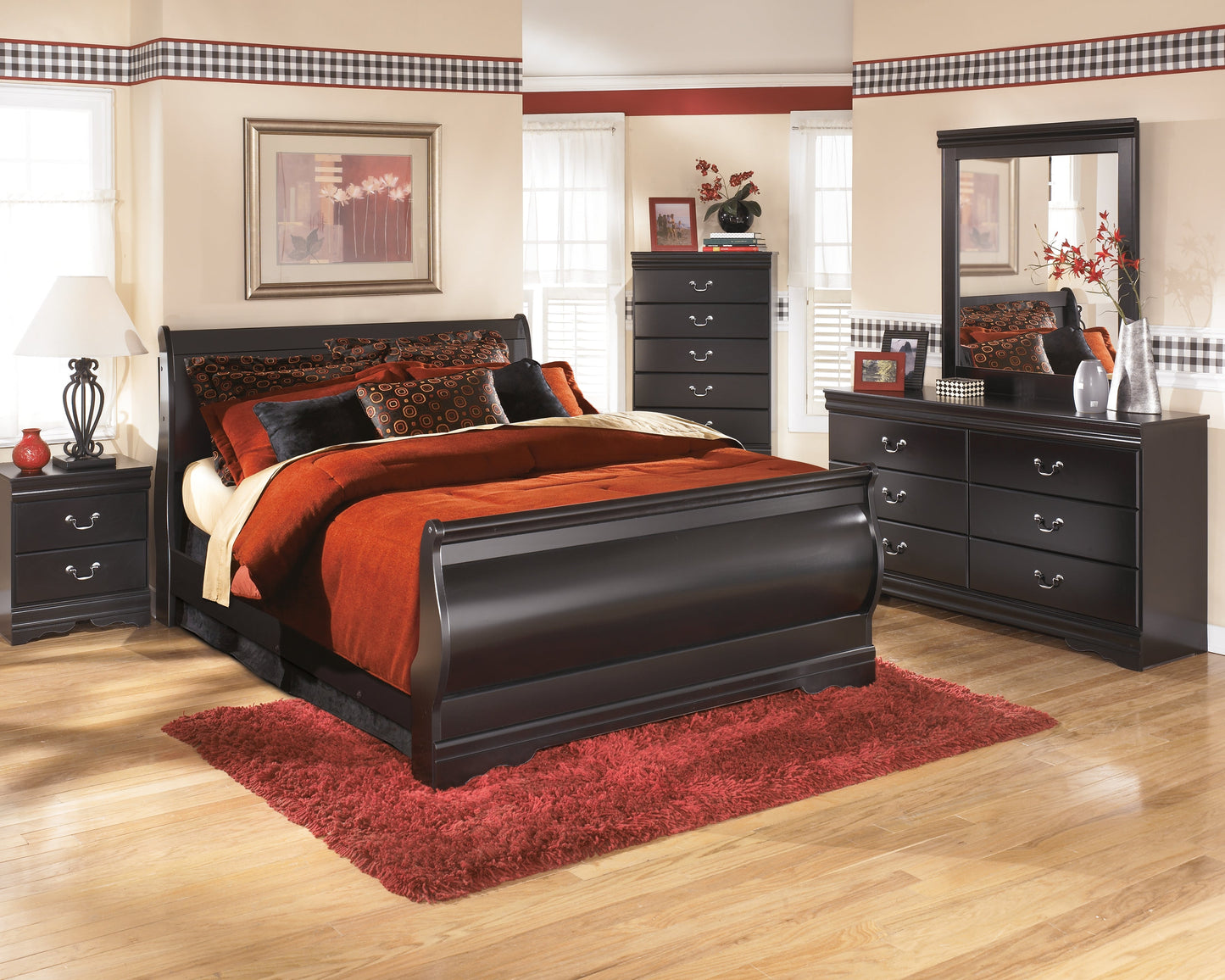 Huey Vineyard Black Full Sleigh Bedroom Set with Dresser, Mirror, Chest and Nightstand