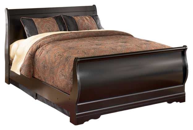 Huey Vineyard Black Full Sleigh Bed