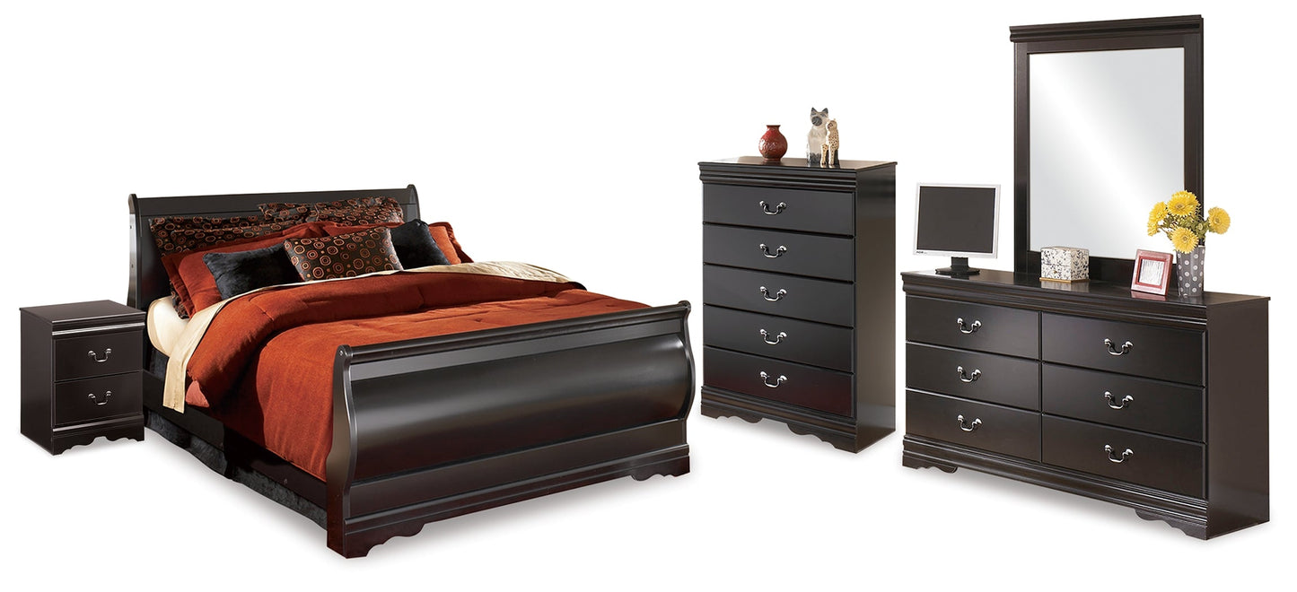 Huey Vineyard Black Full Sleigh Bedroom Set with Dresser, Mirror, Chest and Nightstand