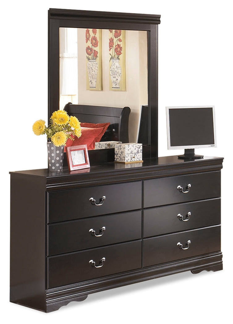 Huey Vineyard Twin Sleigh Headboard, Dresser and Mirror