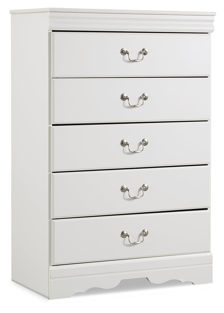 Anarasia White Queen Sleigh Bedroom Set with Chest of Drawers and Nightstand