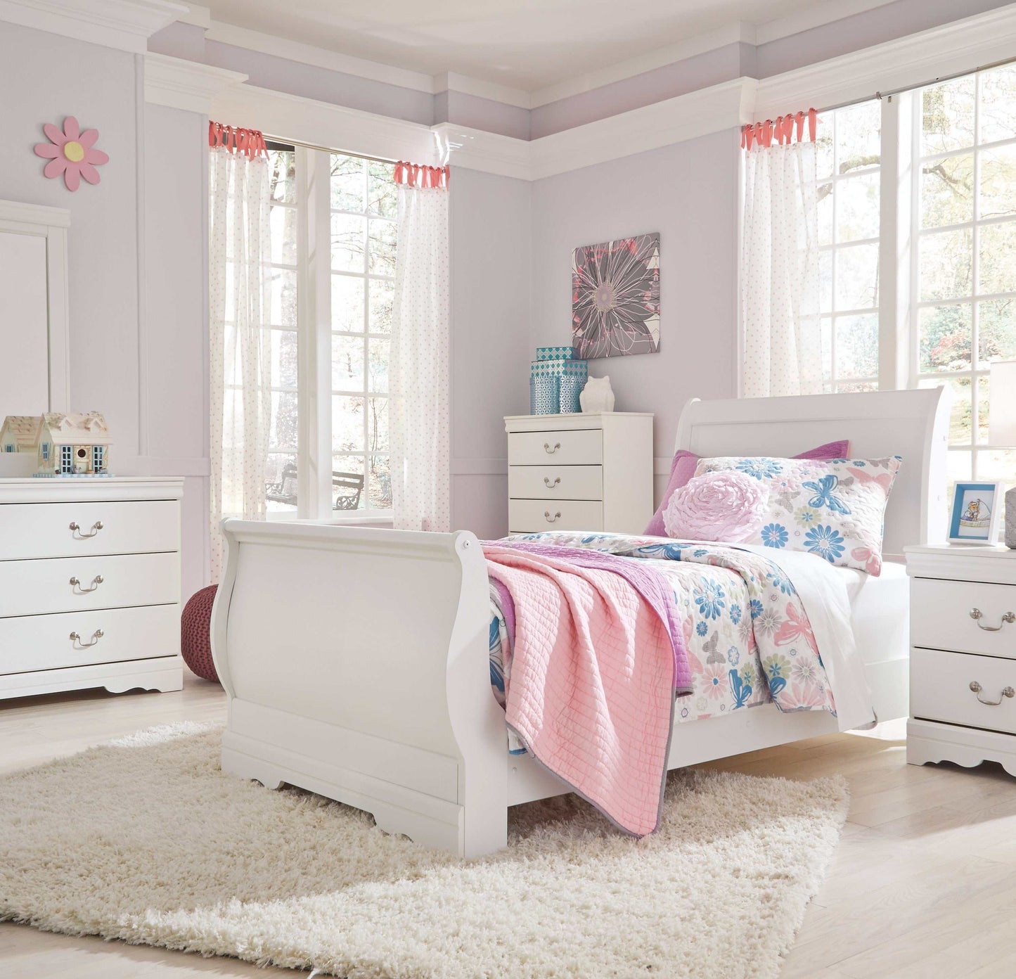 Anarasia White Twin Sleigh Bed