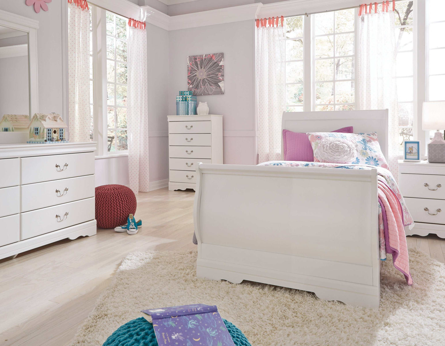 Anarasia White Twin Sleigh Bed