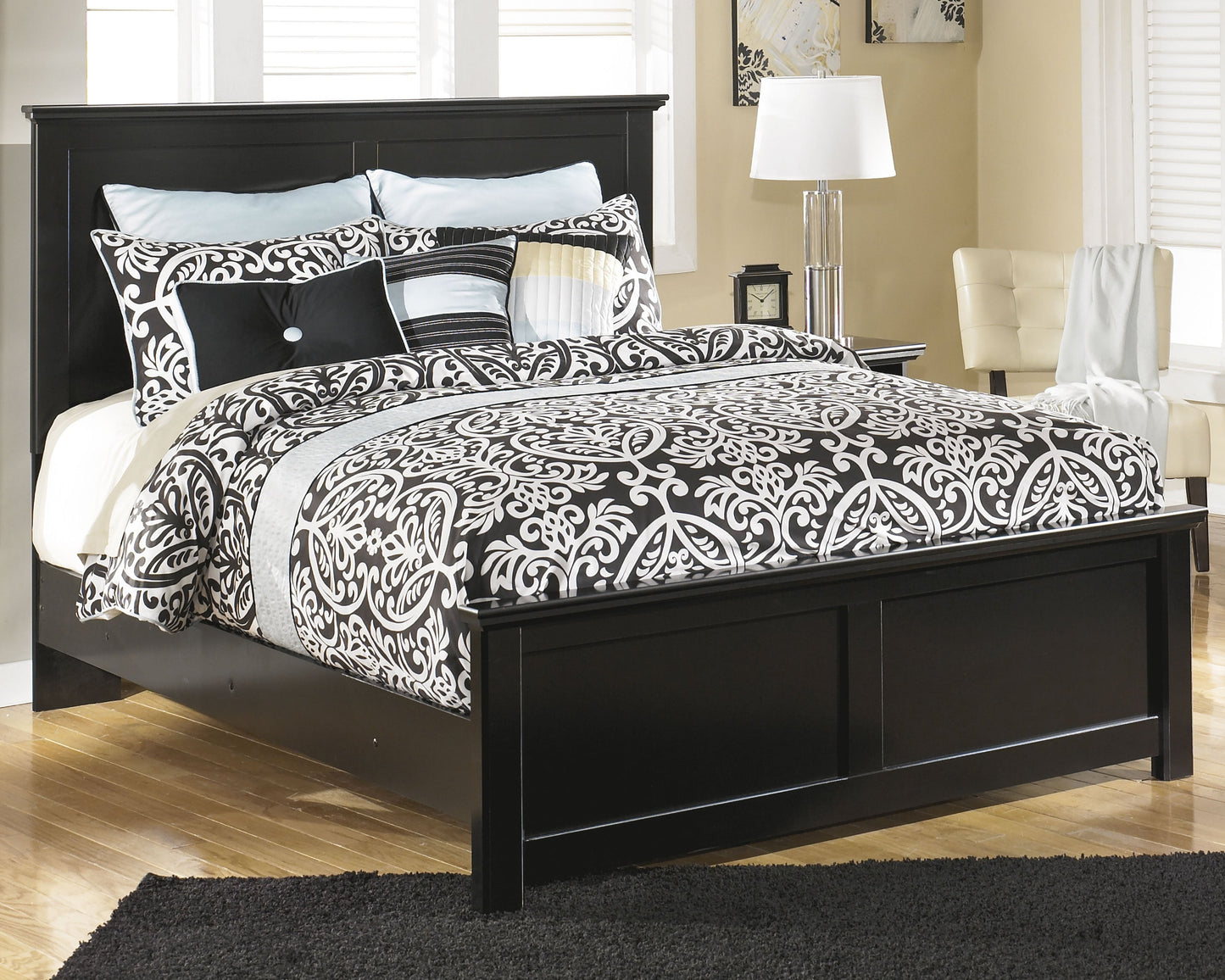 Maribel Black King Panel Bedroom Set with Dresser, Mirror and Nightstand