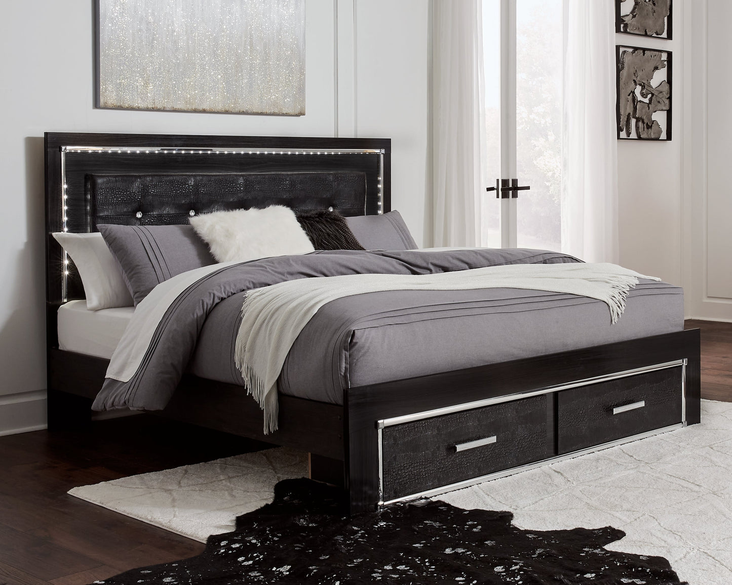 Kaydell King Panel Bedroom Set with Storage, Dresser and Mirror