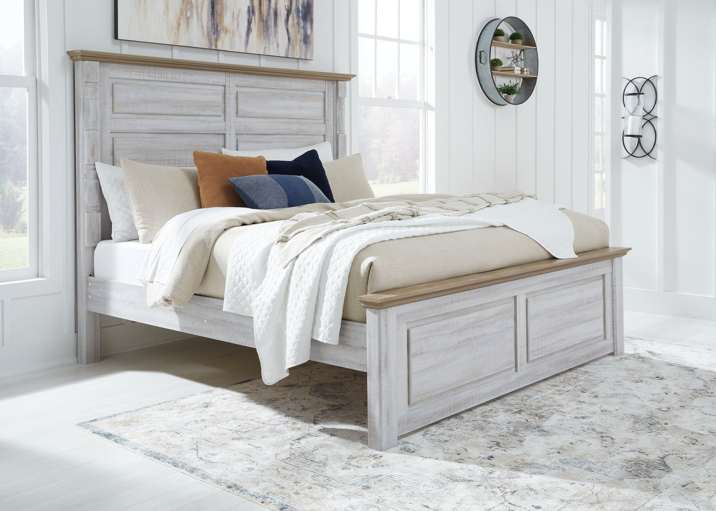 Haven Bay Two-tone King Panel Bed