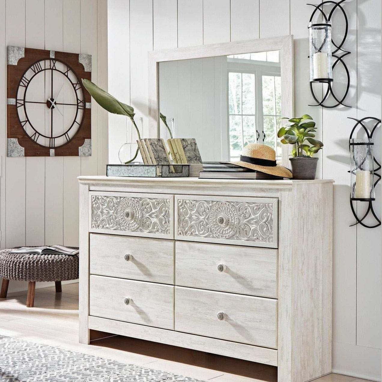 Paxberry Whitewash Dresser & Mirror