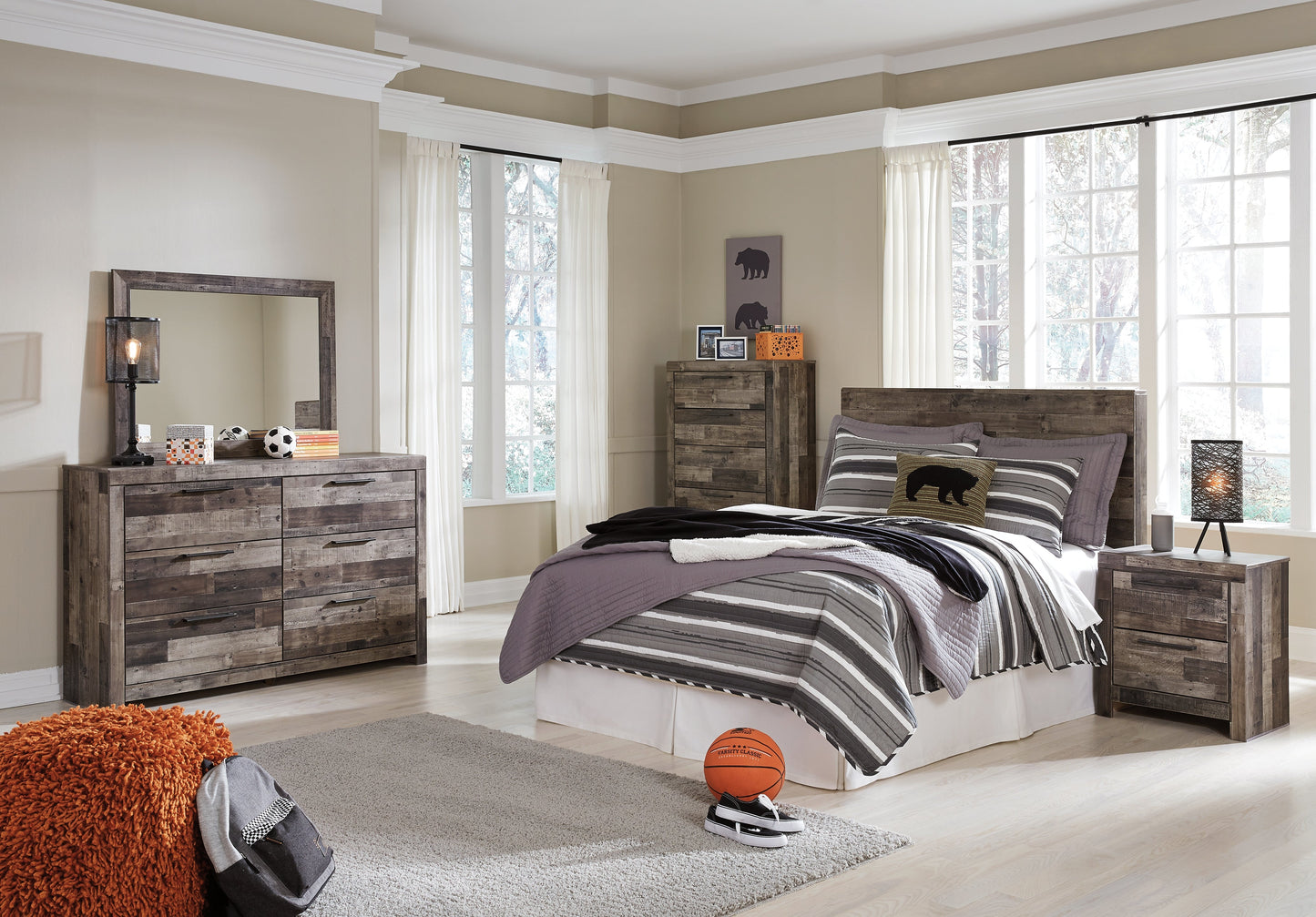 Derekson Multi Gray Full Panel Headboard, Chest and Nightstand