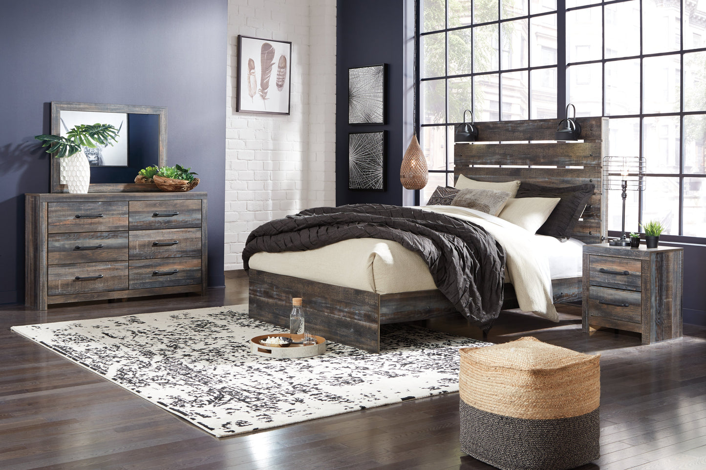 Drystan Multi Queen Panel Bedroom Set with Dresser, Mirror and 2 Nightstands