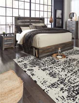 Drystan Multi Tone King Panel Bed w/ 2 Storage Drawers