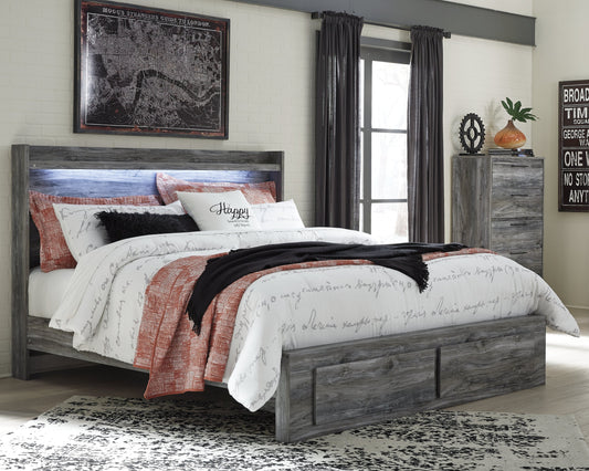 Baystorm Gray King Panel Storage Bedroom Set with Chest