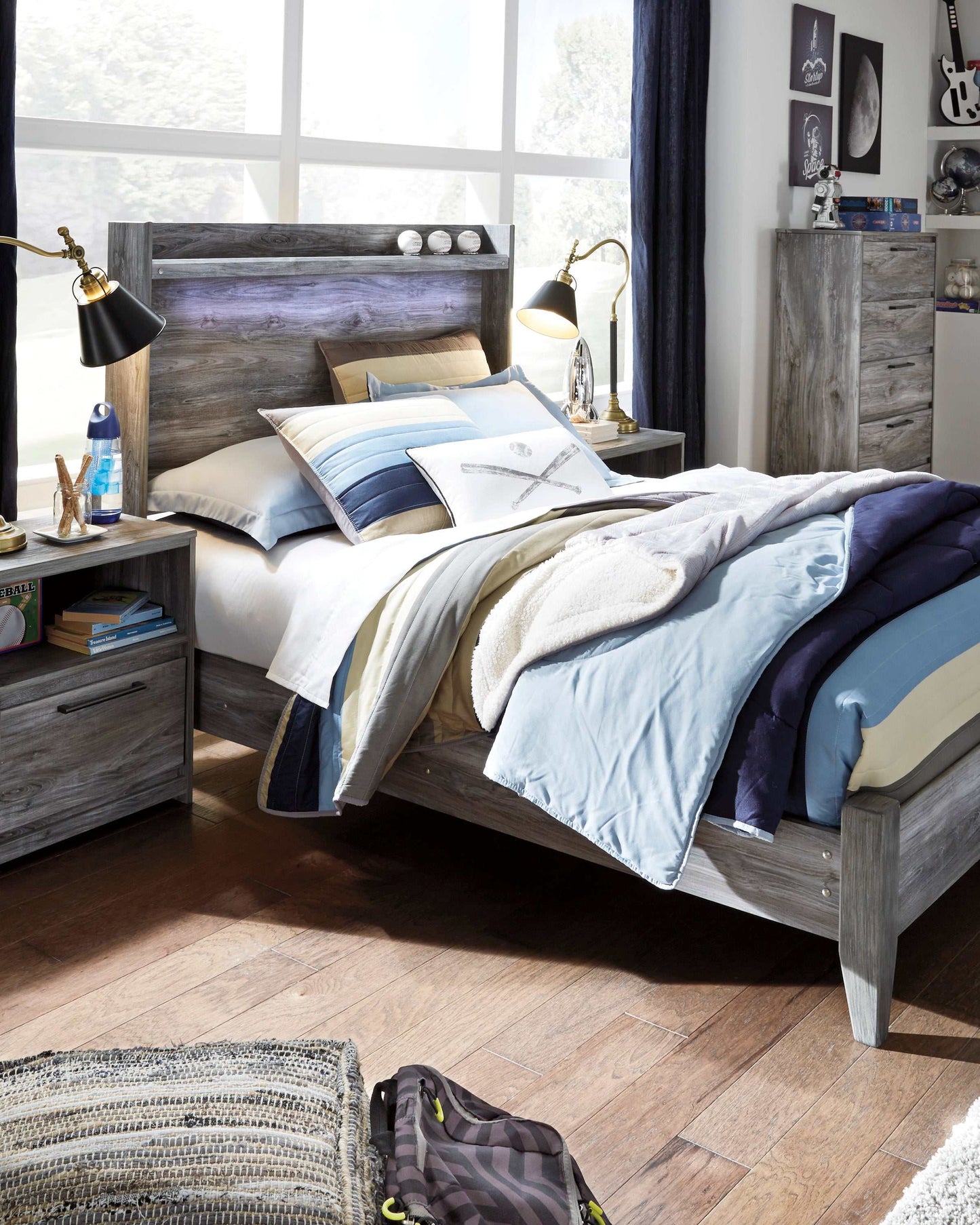 Baystorm Gray King Panel Bed