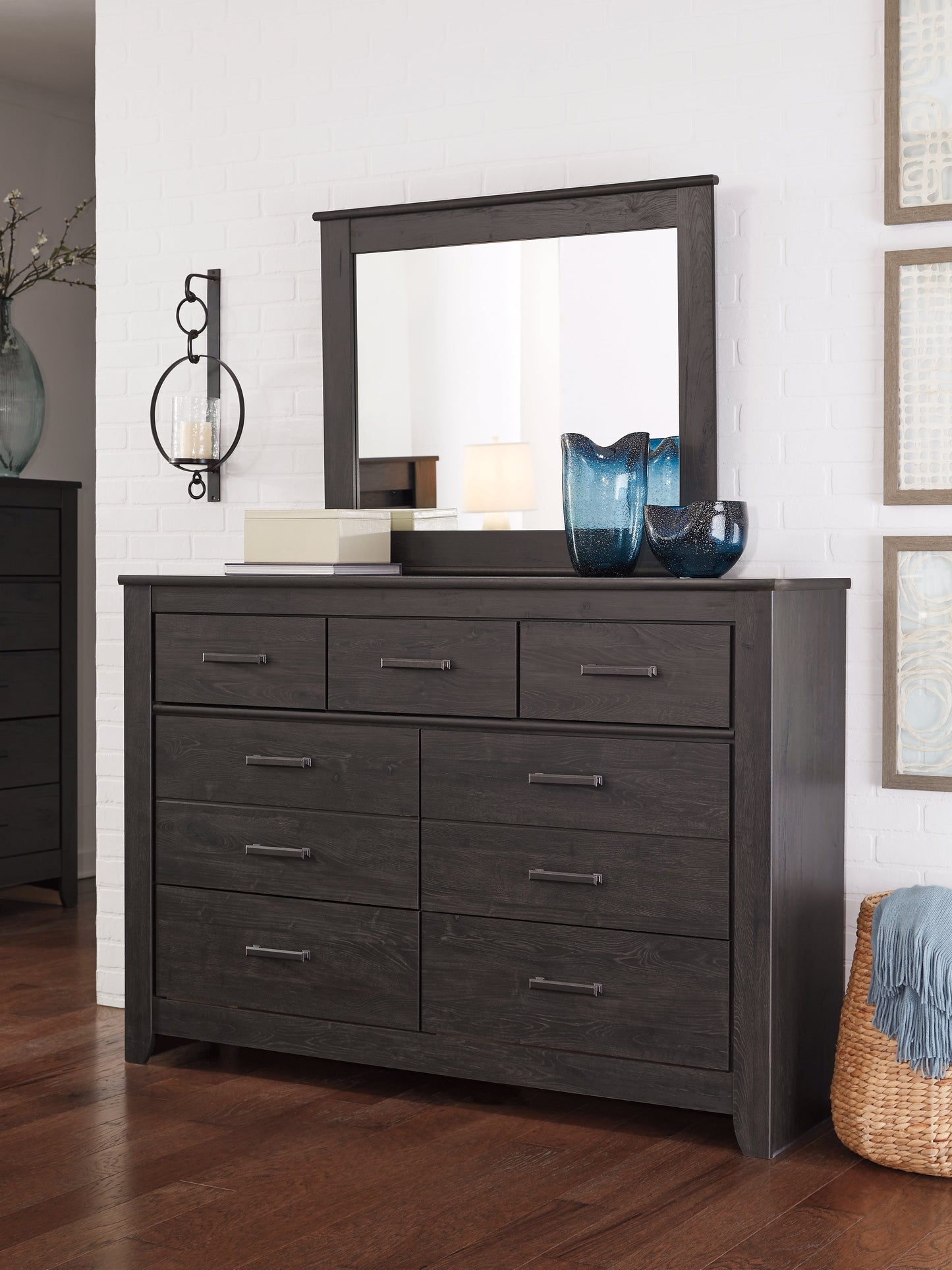 Brinxton Queen Panel Bedroom Set with Dresser and Mirror