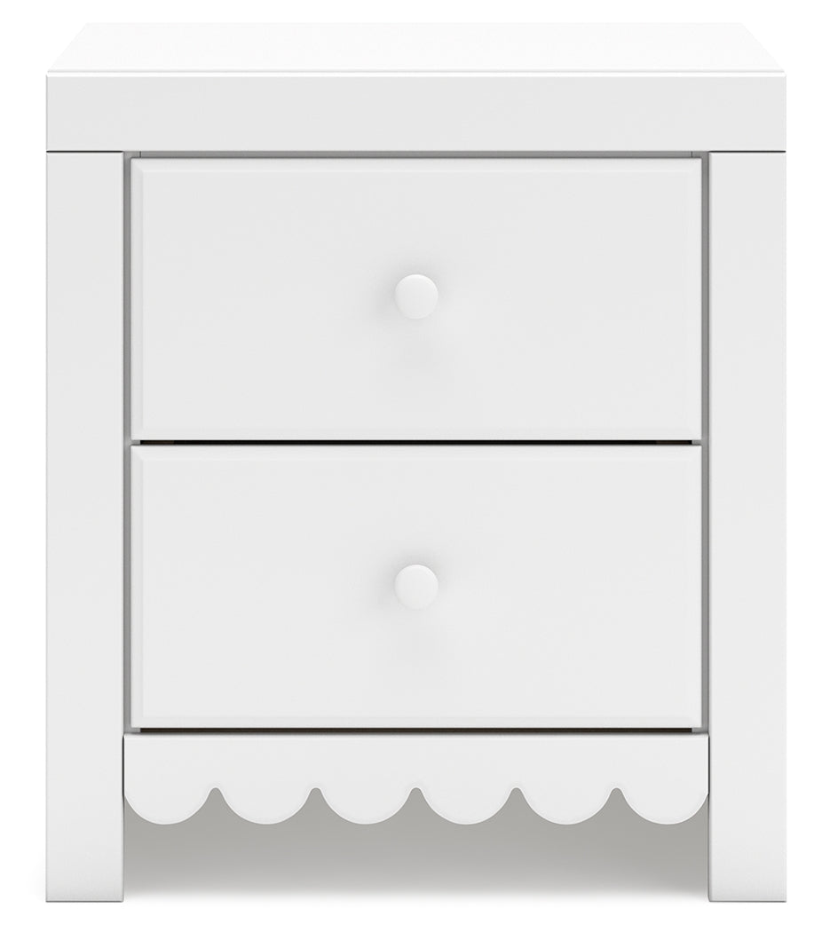 Mollviney White Nightstand