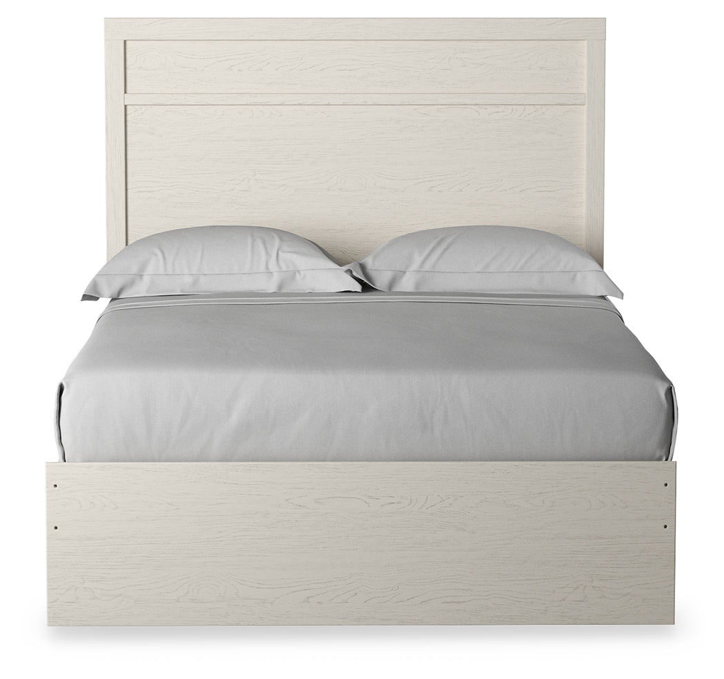 Stelsie White Full Panel Bedroom Set with Dresser, Mirror and Nightstand