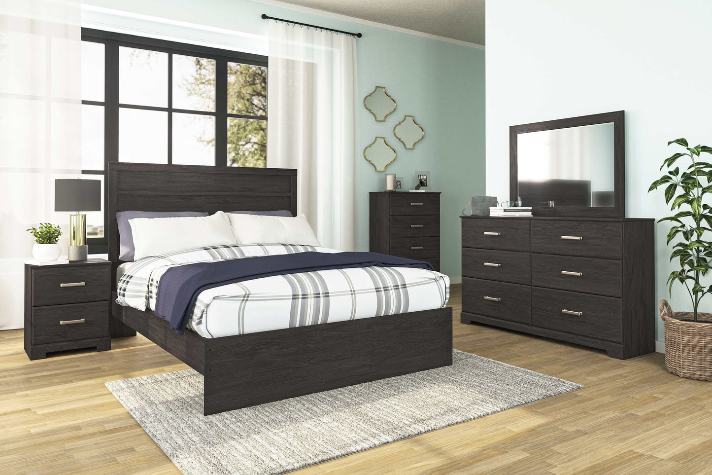 Belachime Black Queen Panel Bed