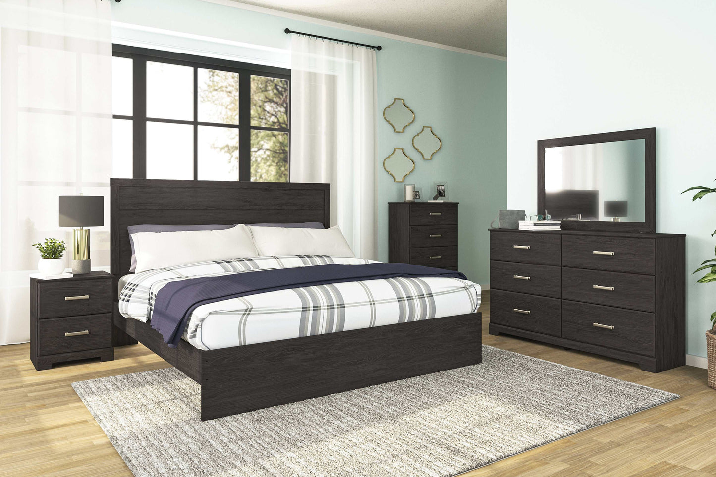 Belachime Black Dresser