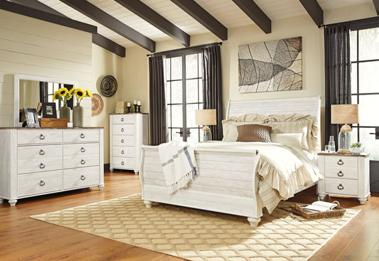 Willowton Whitewash Queen Sleigh Bedroom Set with 2 Dressers, Mirror, Chest and 2 Nightstands