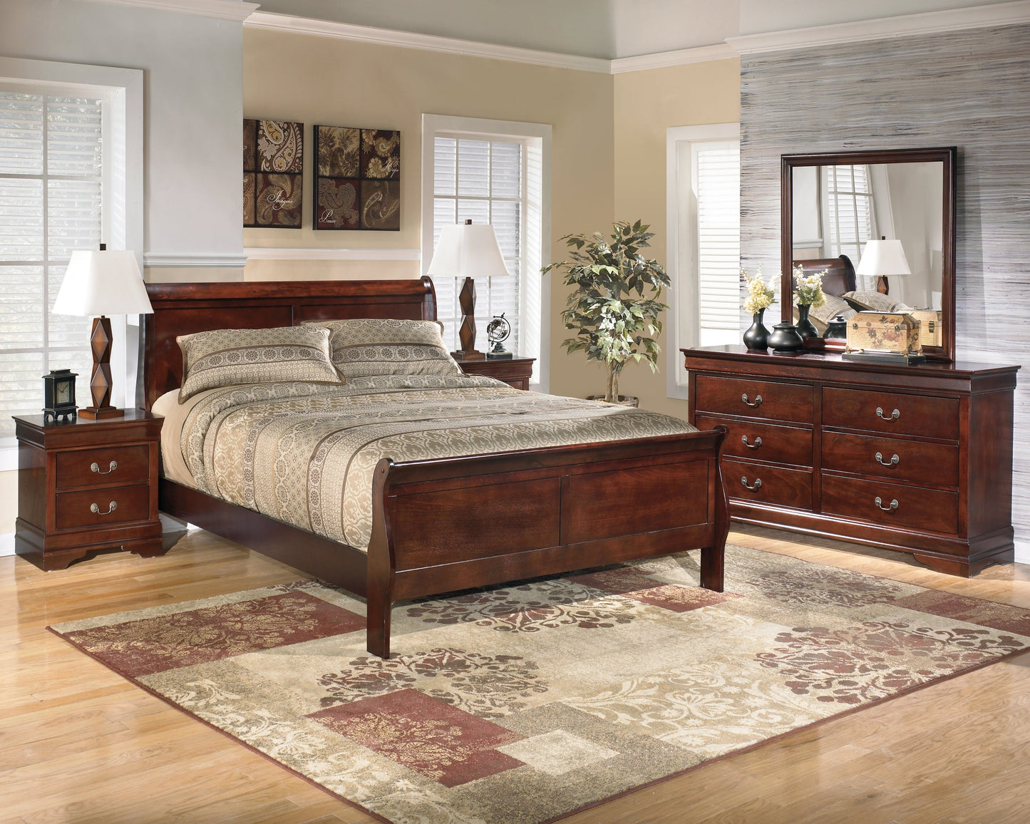 Alisdair Reddish Brown Queen Sleigh Bedroom Set with Dresser, Mirror, and Nightstand