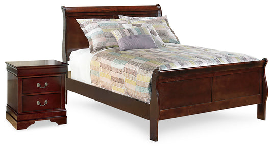 Alisdair Reddish Brown Full Sleigh Bedroom Set with Nightstand