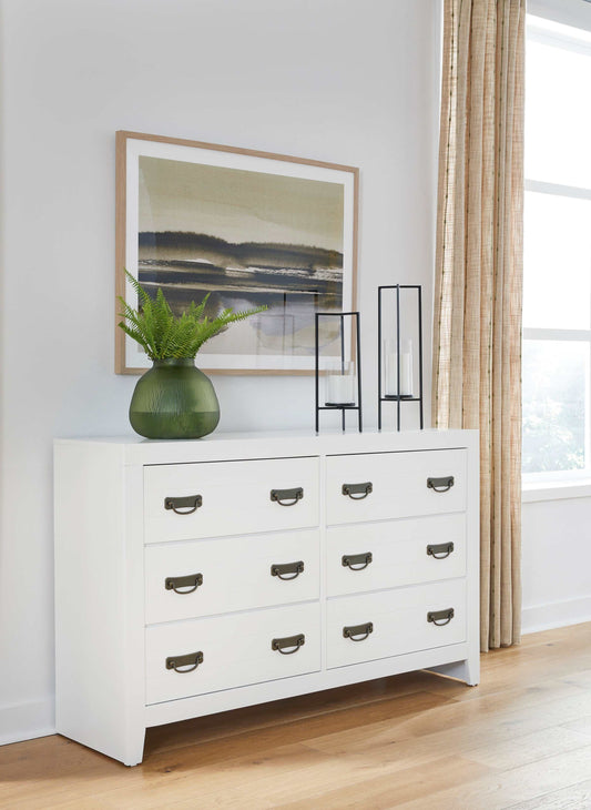 Binterglen White Dresser