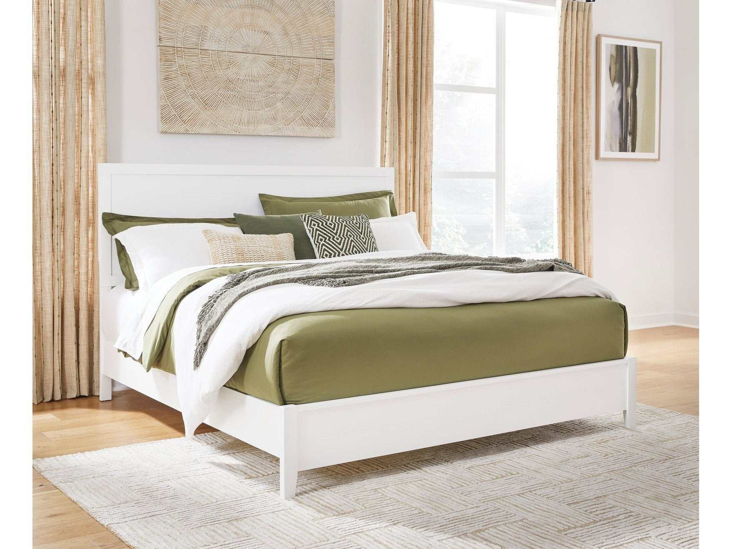 Binterglen White California King Panel Bed