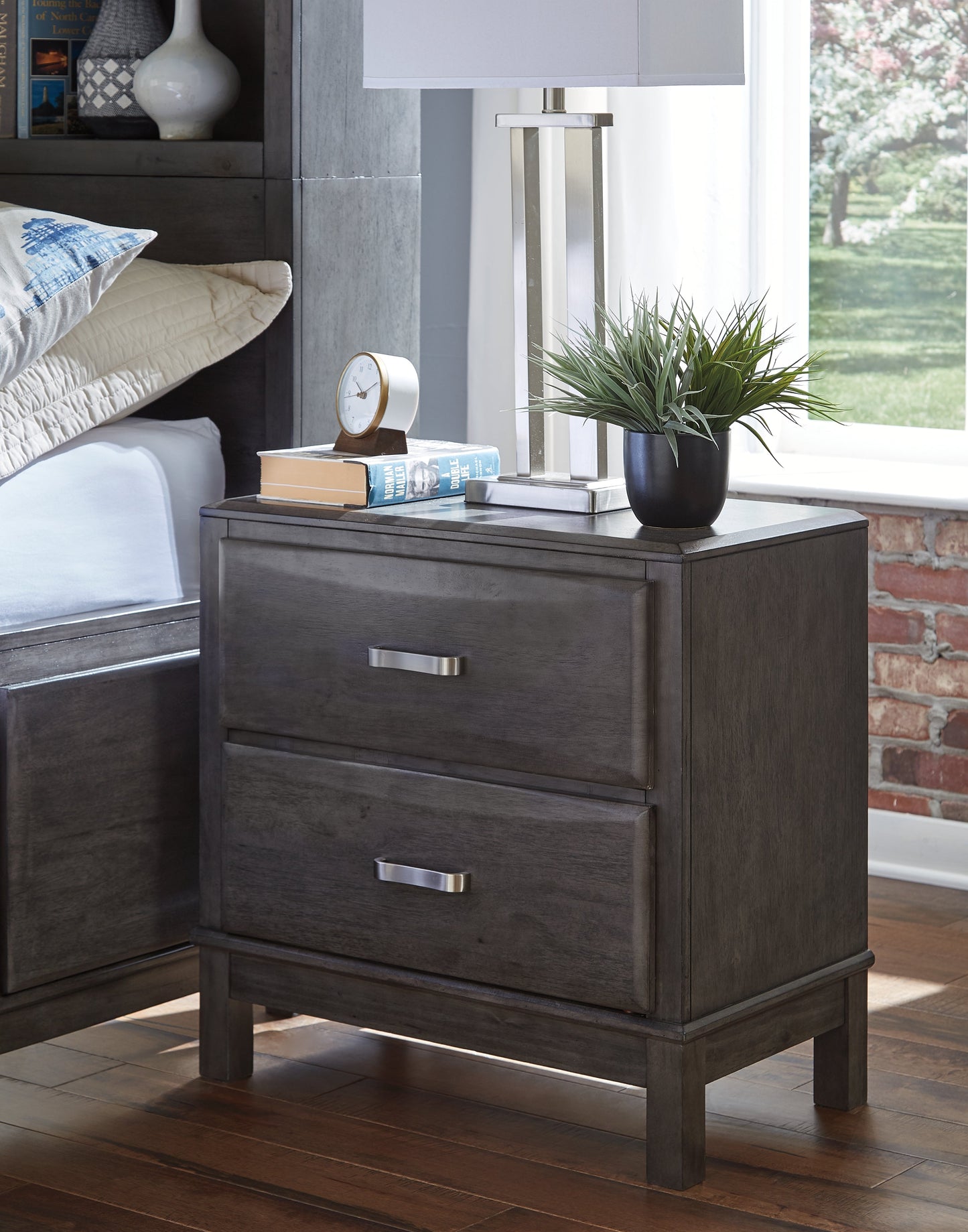 Caitbrook Gray Dresser, Mirror and 2 Nightstands