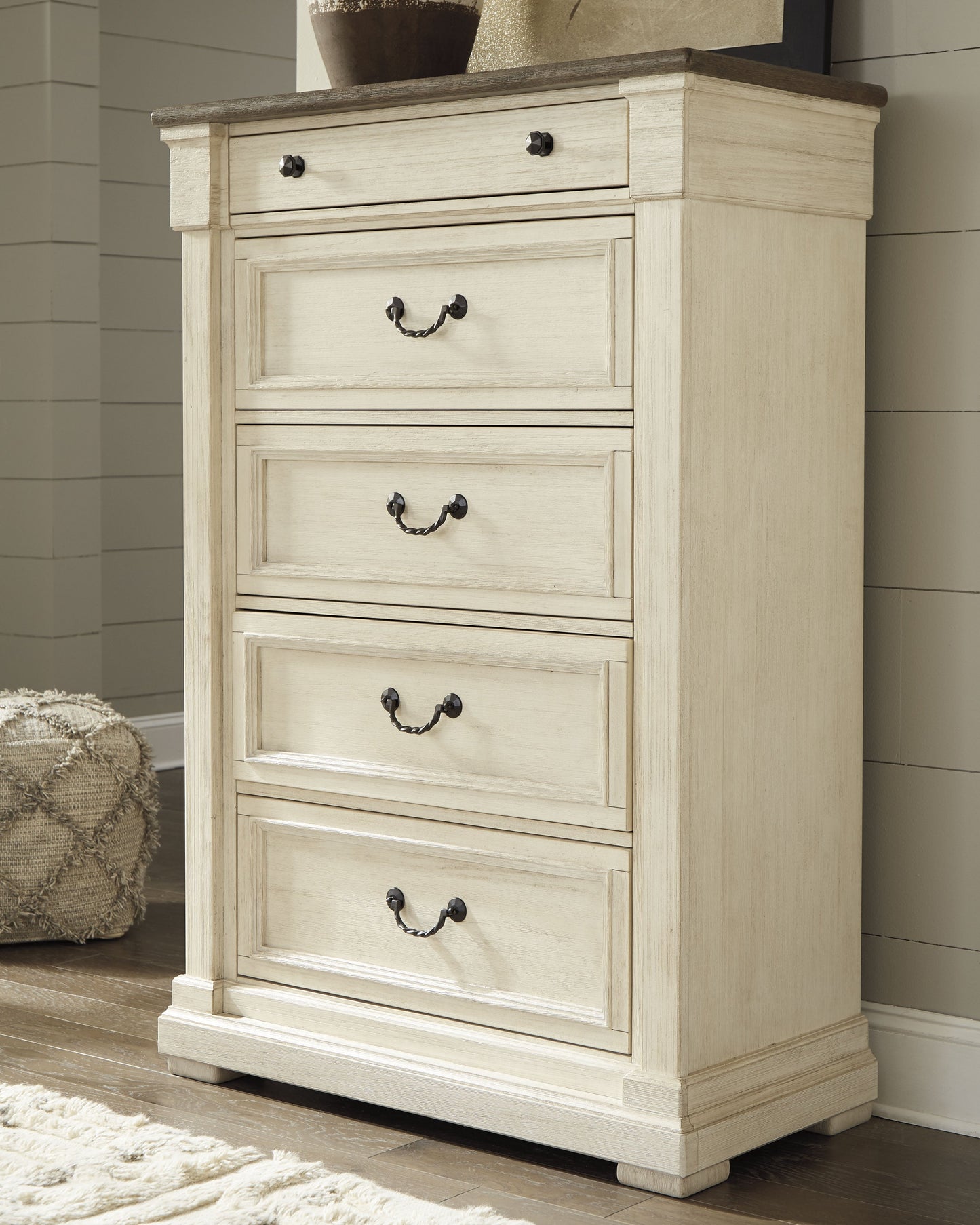 Bolanburg White King Panel Bedroom Set with Dresser, Mirror, Chest and 2 Nightstands