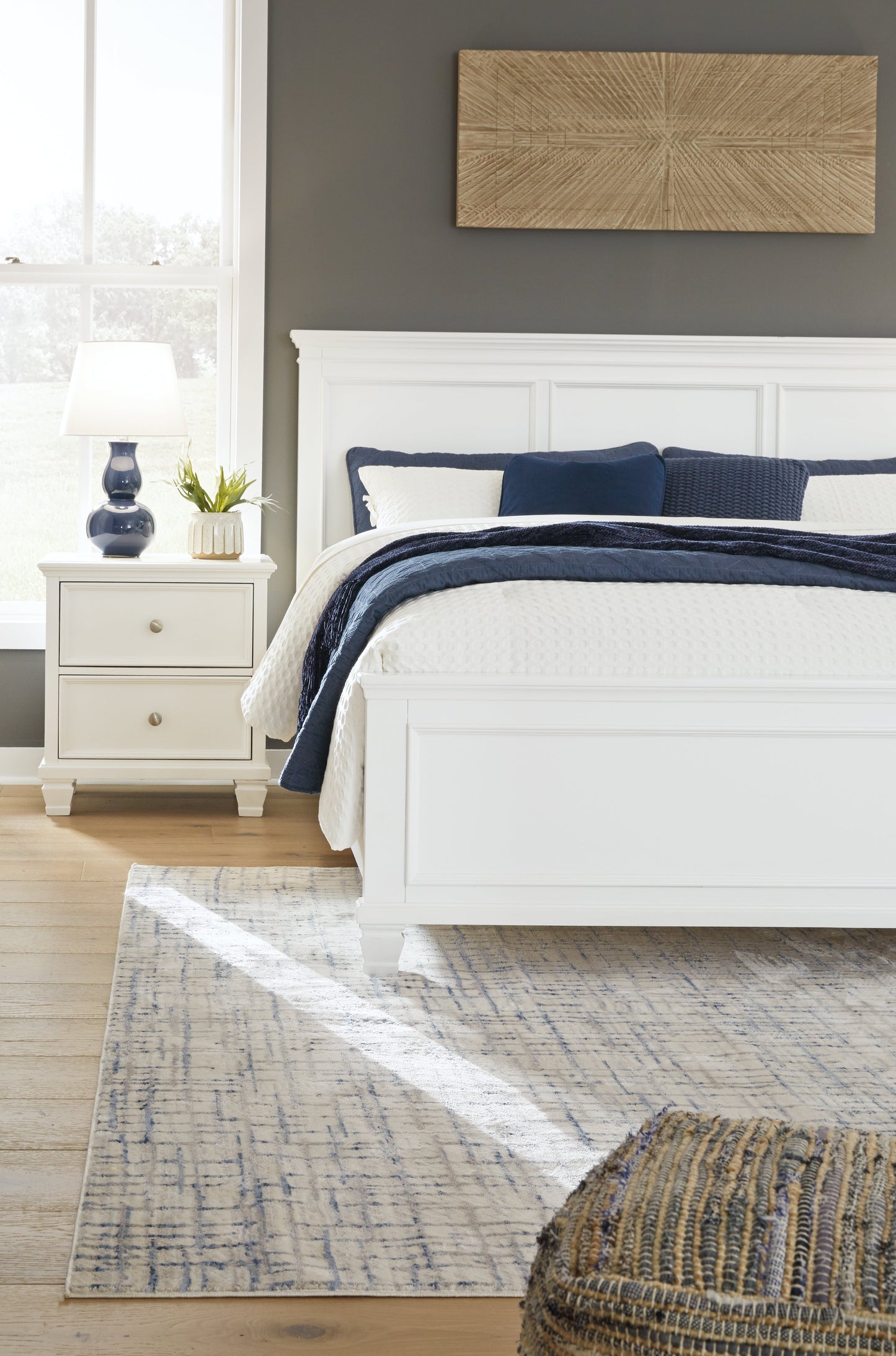 Fortman White King Panel Bed