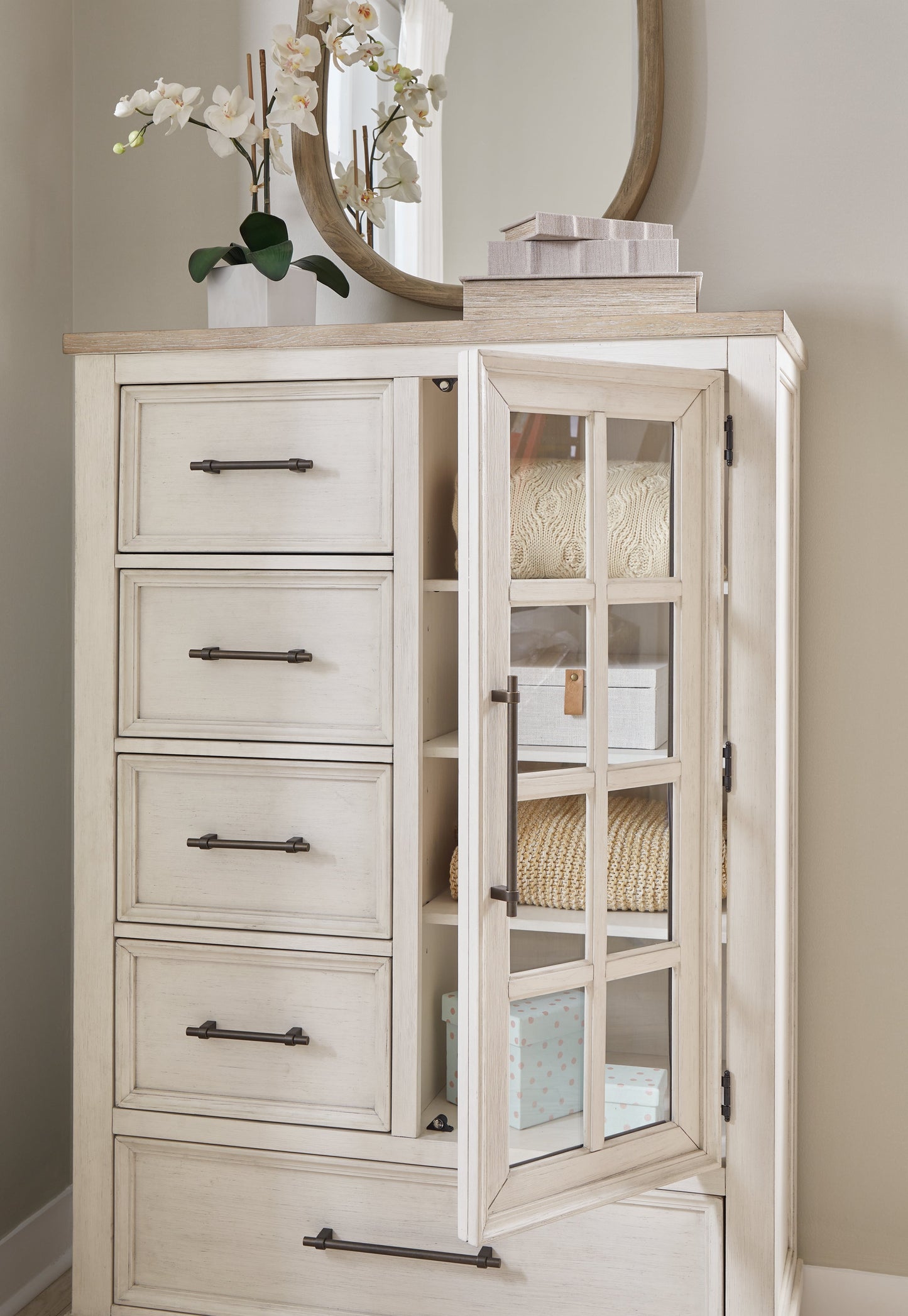 Shaybrock White Door Chest