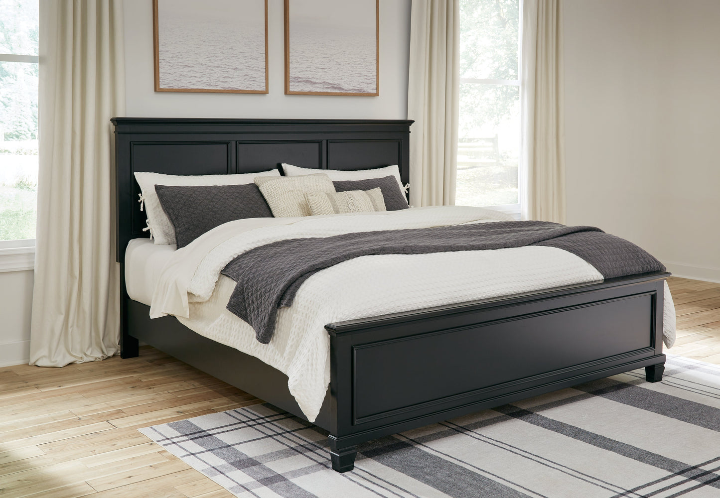 Lanolee Black King Panel Bed