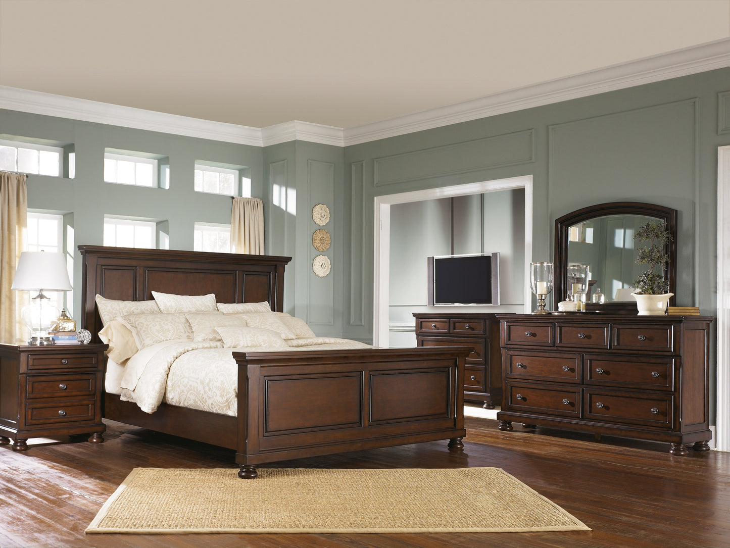 Porter Queen Panel Bedroom Set with Dresser and Mirror