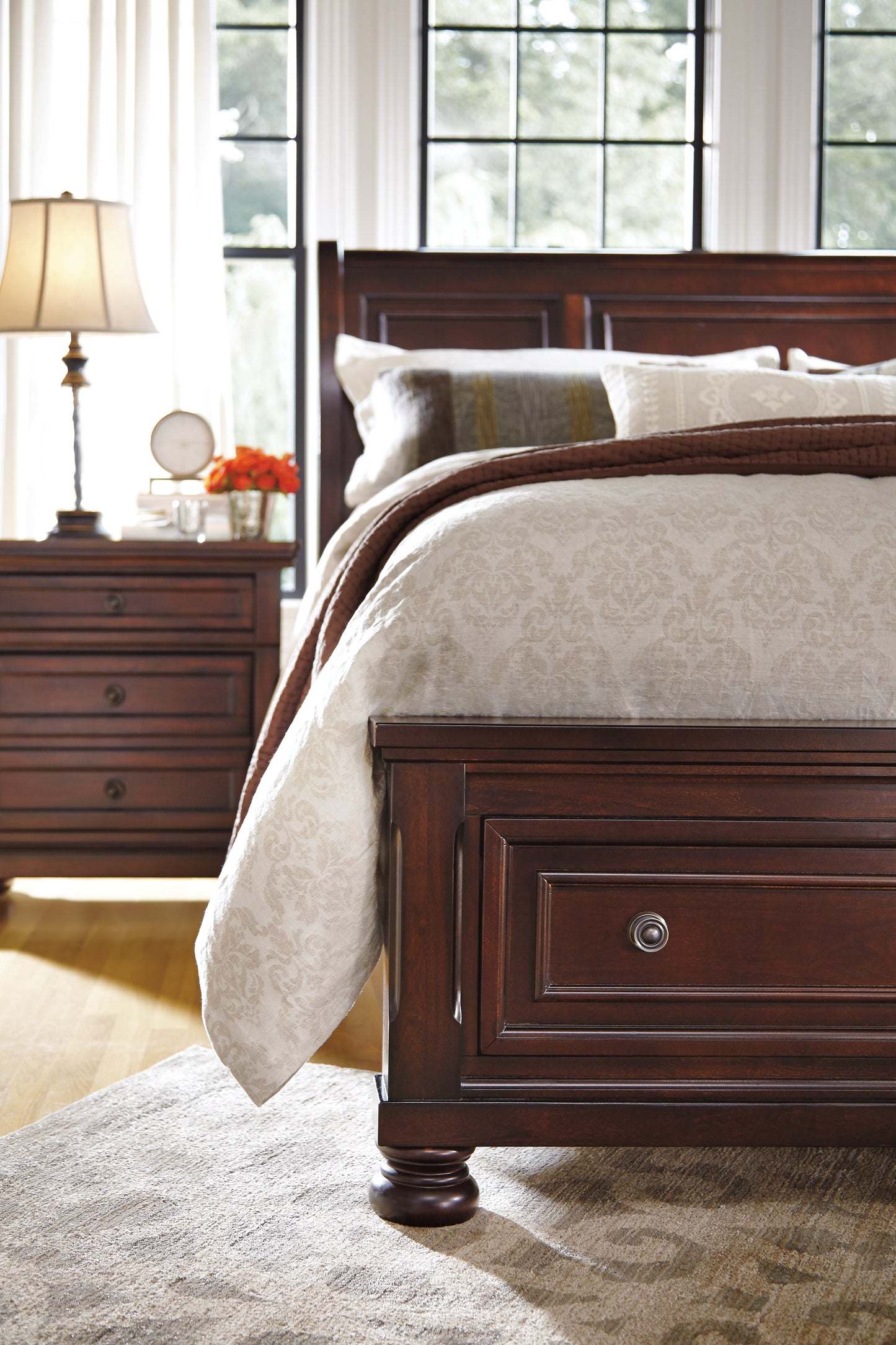 Porter Rustic Brown King Sleigh Bed