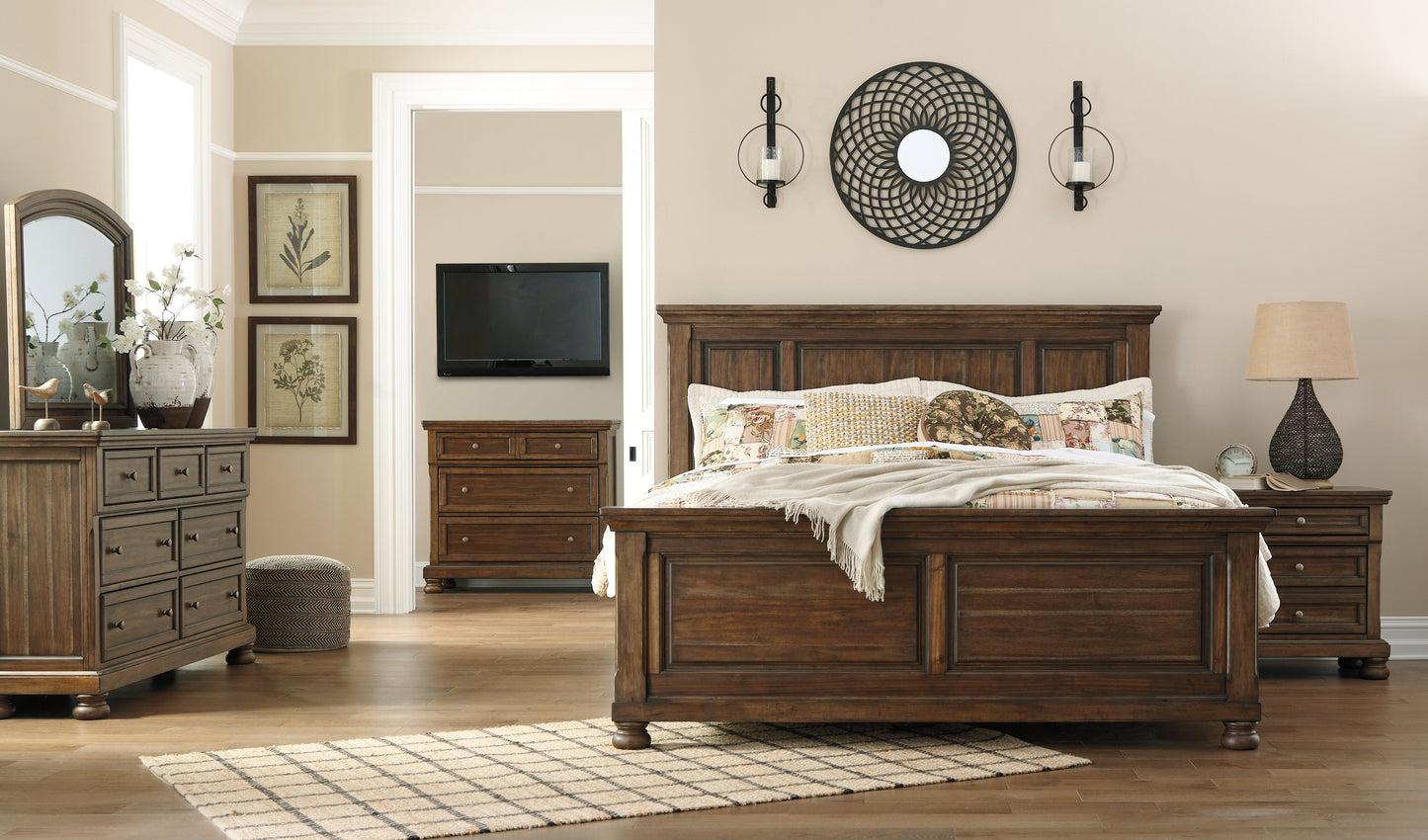 Flynnter Medium Brown King Panel Bedroom Set with Dresser, Mirror, and Nightstand