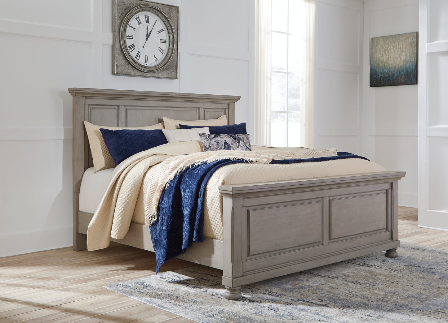 Lettner Light Gray King Panel Bedroom Set with Dresser, Mirror and 2 Nightstands