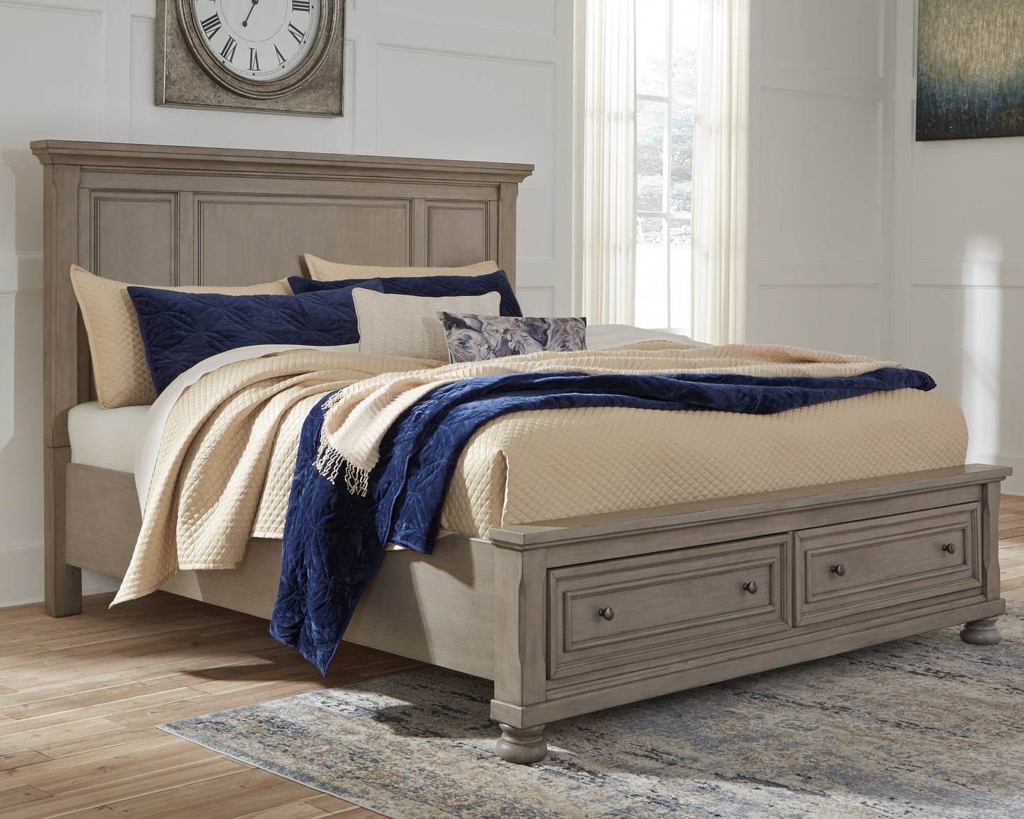 Lettner Light Gray California King Panel Storage bed