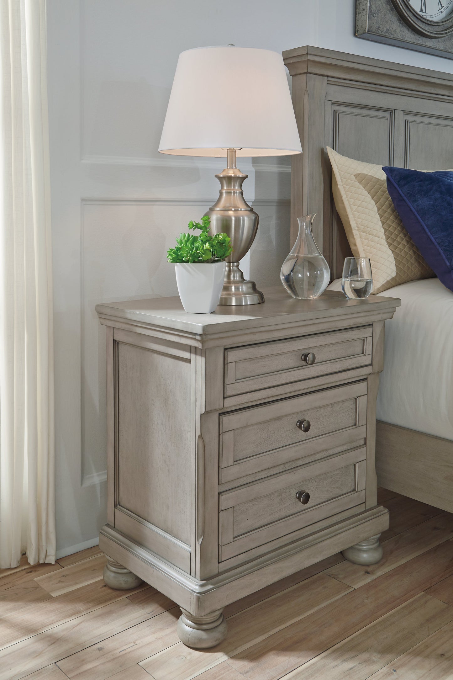 Lettner Light Gray Queen Panel Bedroom Set with Dresser, and Nightstand