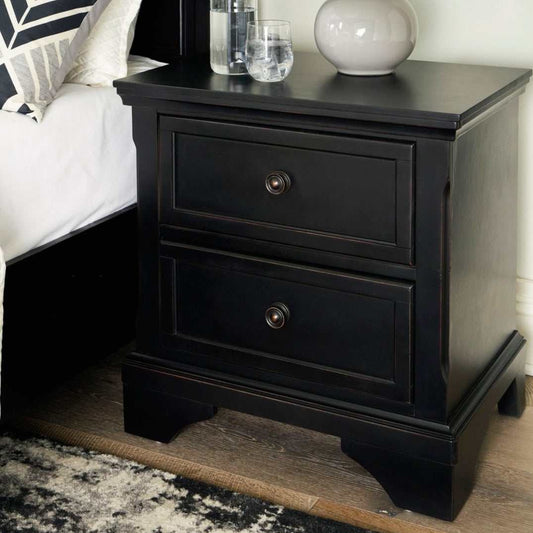 Chylanta Black Nightstand