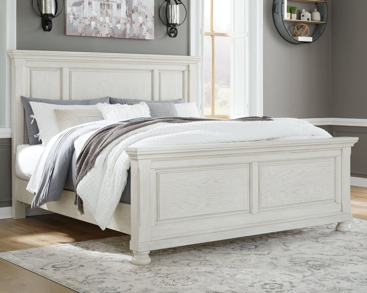 Robbinsdale White Queen Panel Bedroom Set with Dresser and Mirror