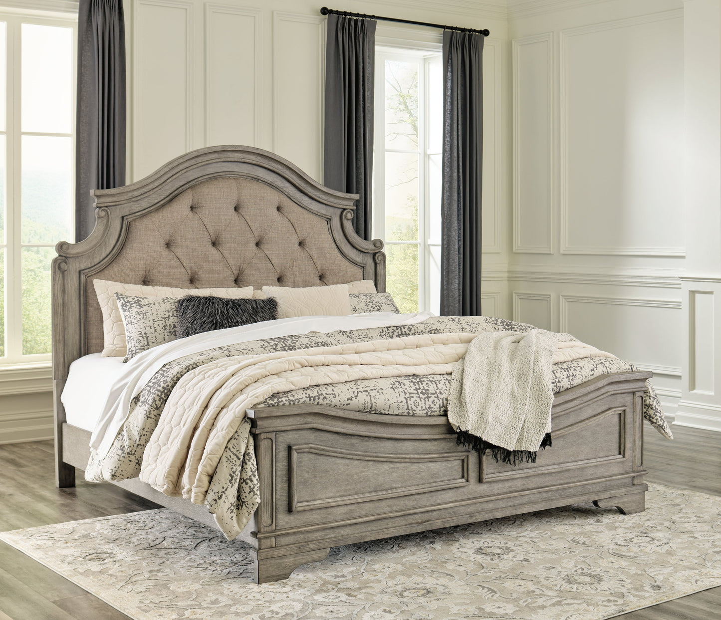 Lodenbay Antique Gray California King Panel Bed