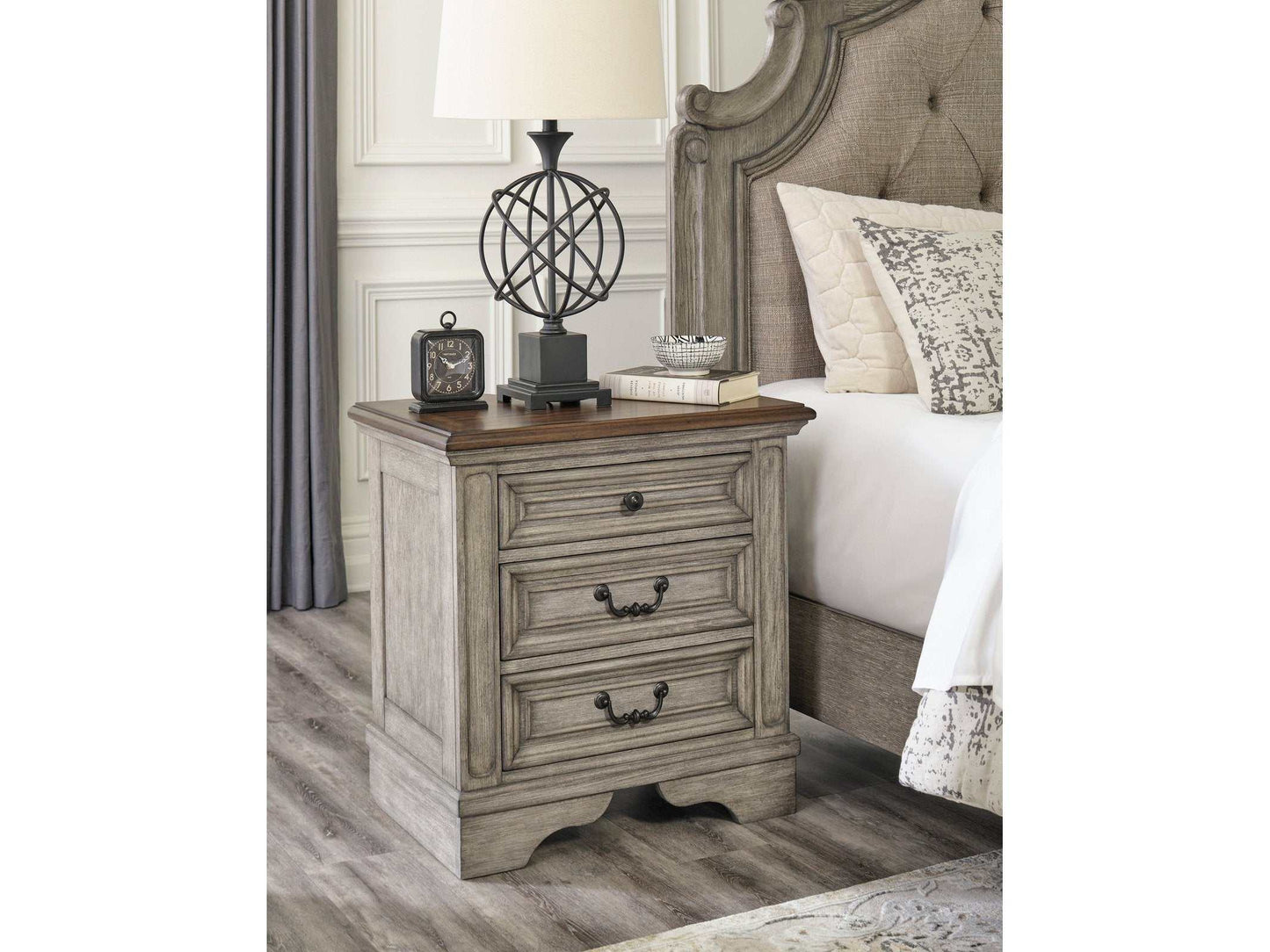 Lodenbay Two-tone Nightstand
