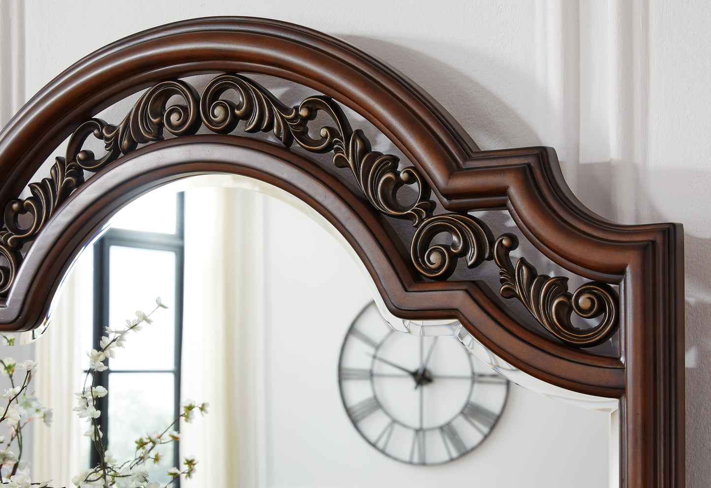 Lavinton Brown Dresser and Mirror