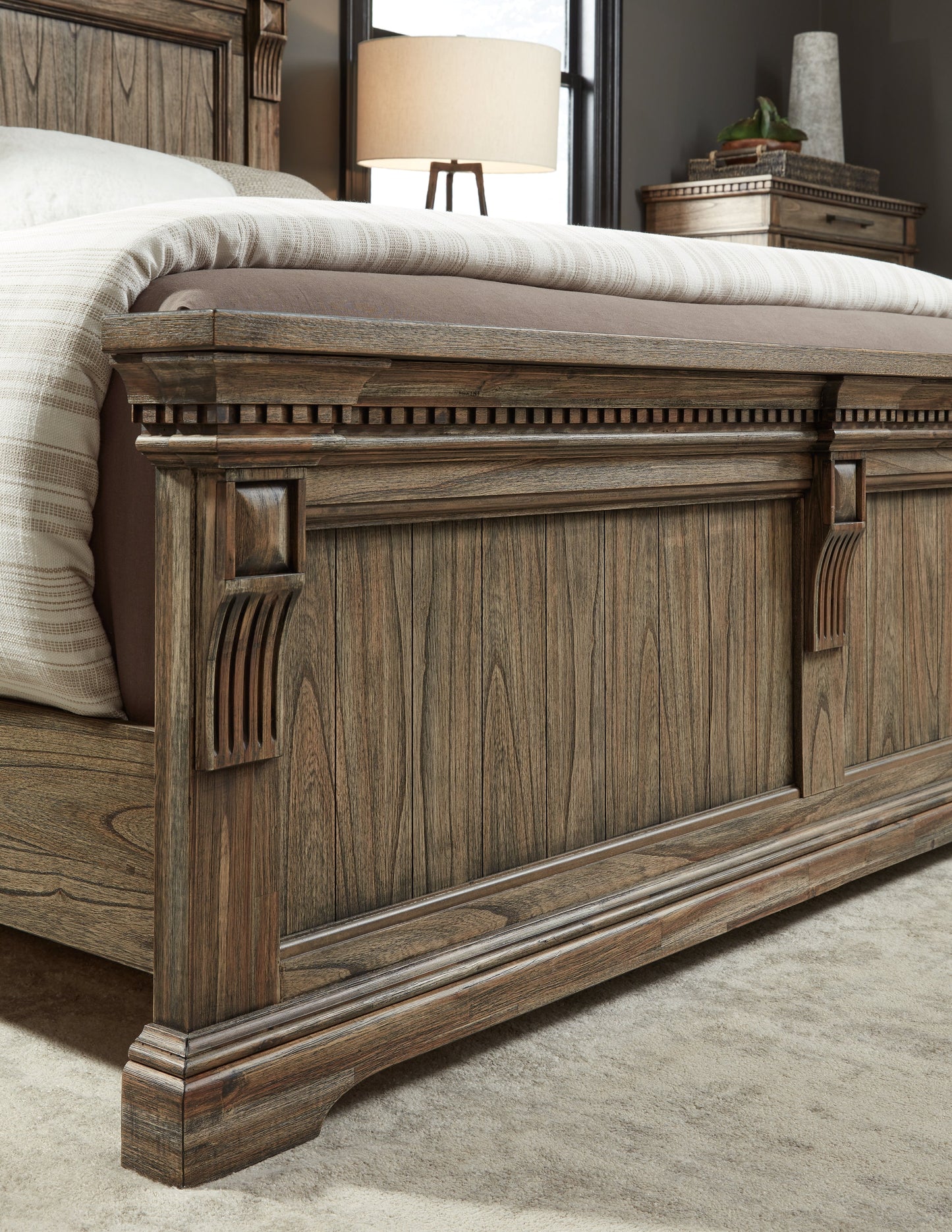 Markenburg Brown Queen Panel Bed