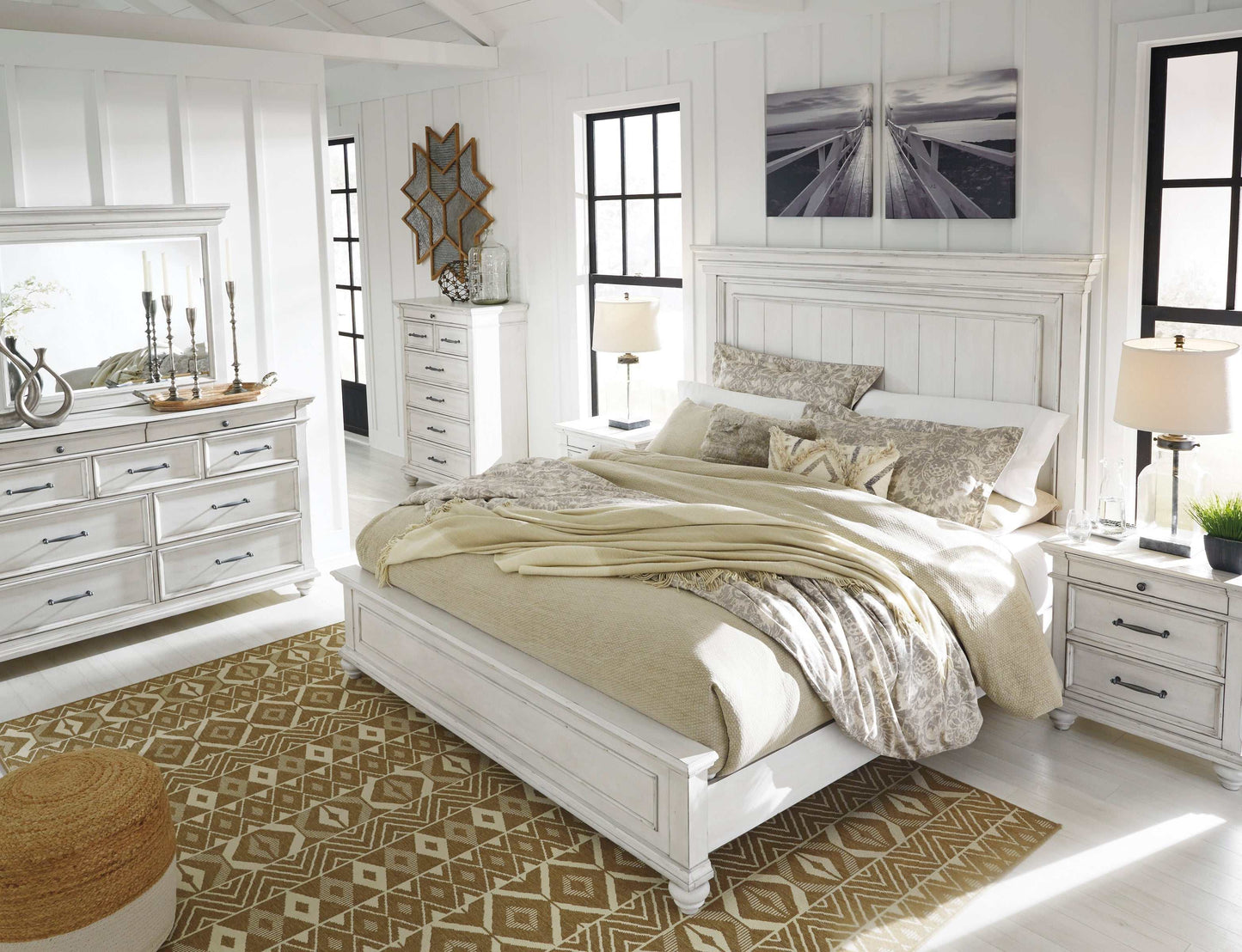 Kanwyn Whitewash Queen Panel Bedroom Set / 5pc