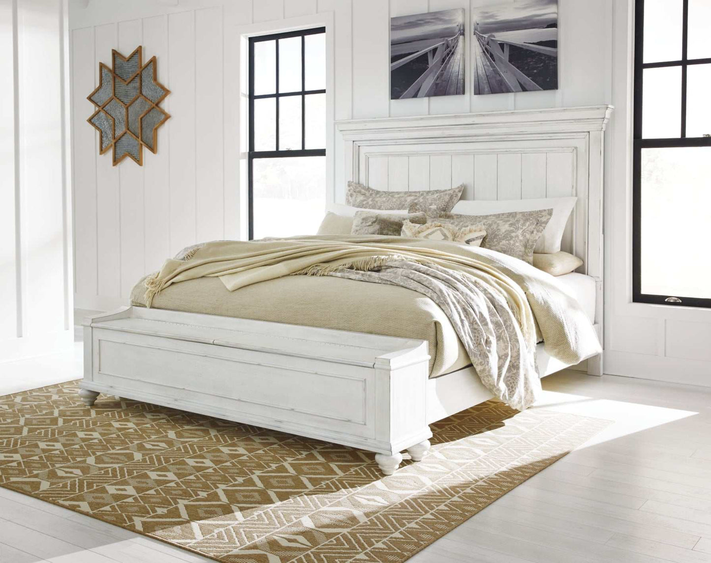 Kanwyn California King Panel Bed w/ Storage Bench