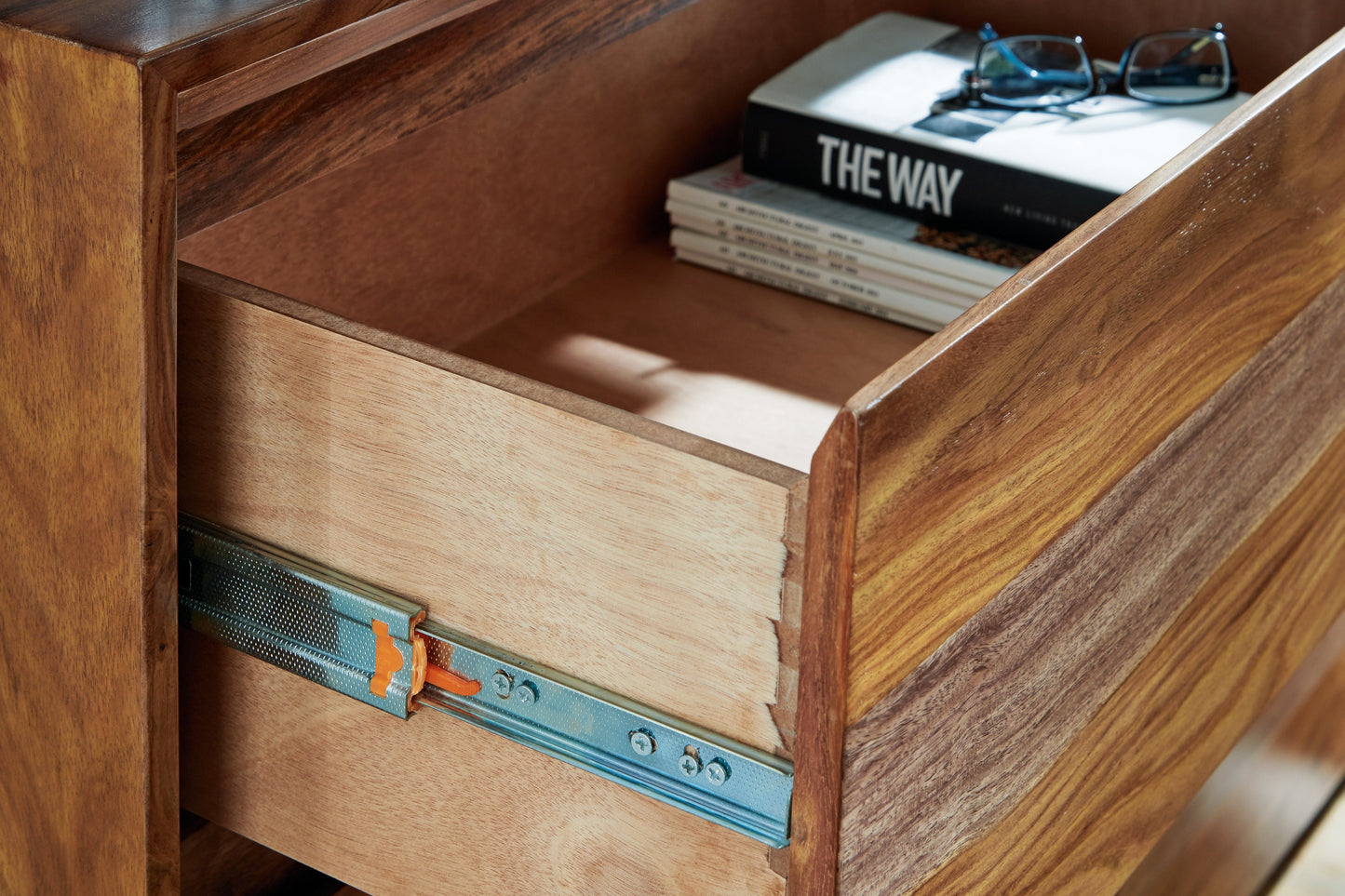 Dressoni 24" 2 Drawer Charging Nightstand