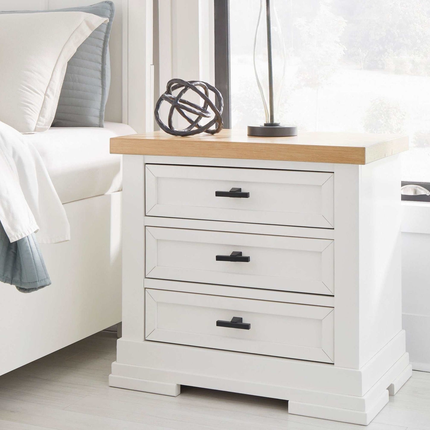 Ashbryn White/Natural Nightstand