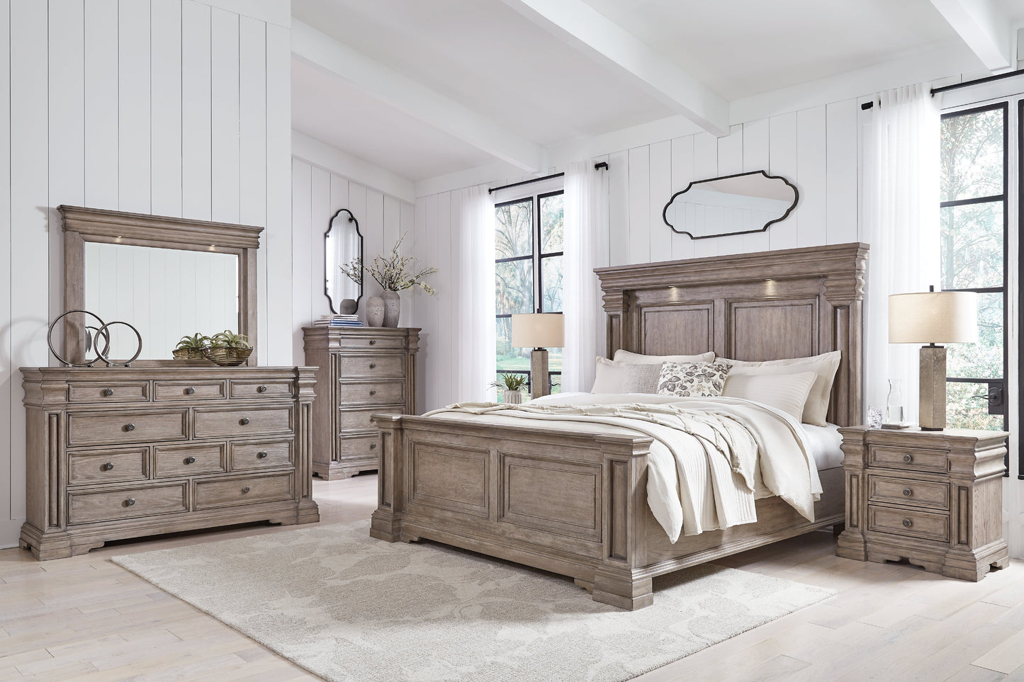 Blairhurst California King Panel Bedroom Set with Dresser and Mirror